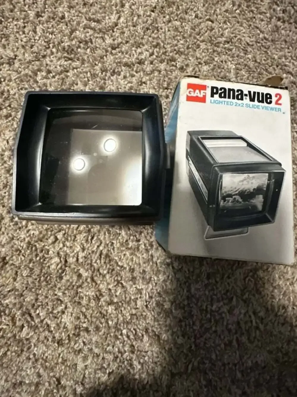 Vintage GAF Pana-Vue 2 Lighted 2x2 Slide Viewer with Original Box